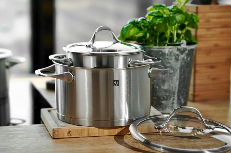 Zwilling Essence 5 részes ezüst edénykészlet - 60 x 50 x 30 cm