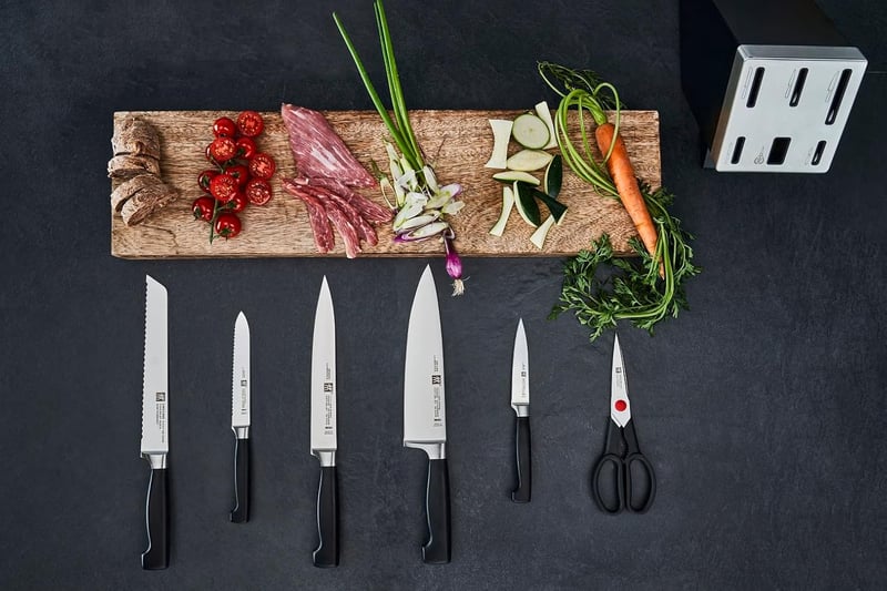 ZWILLING Önélező Kés Blokk 7 Részes Készlet - Black, Four stars