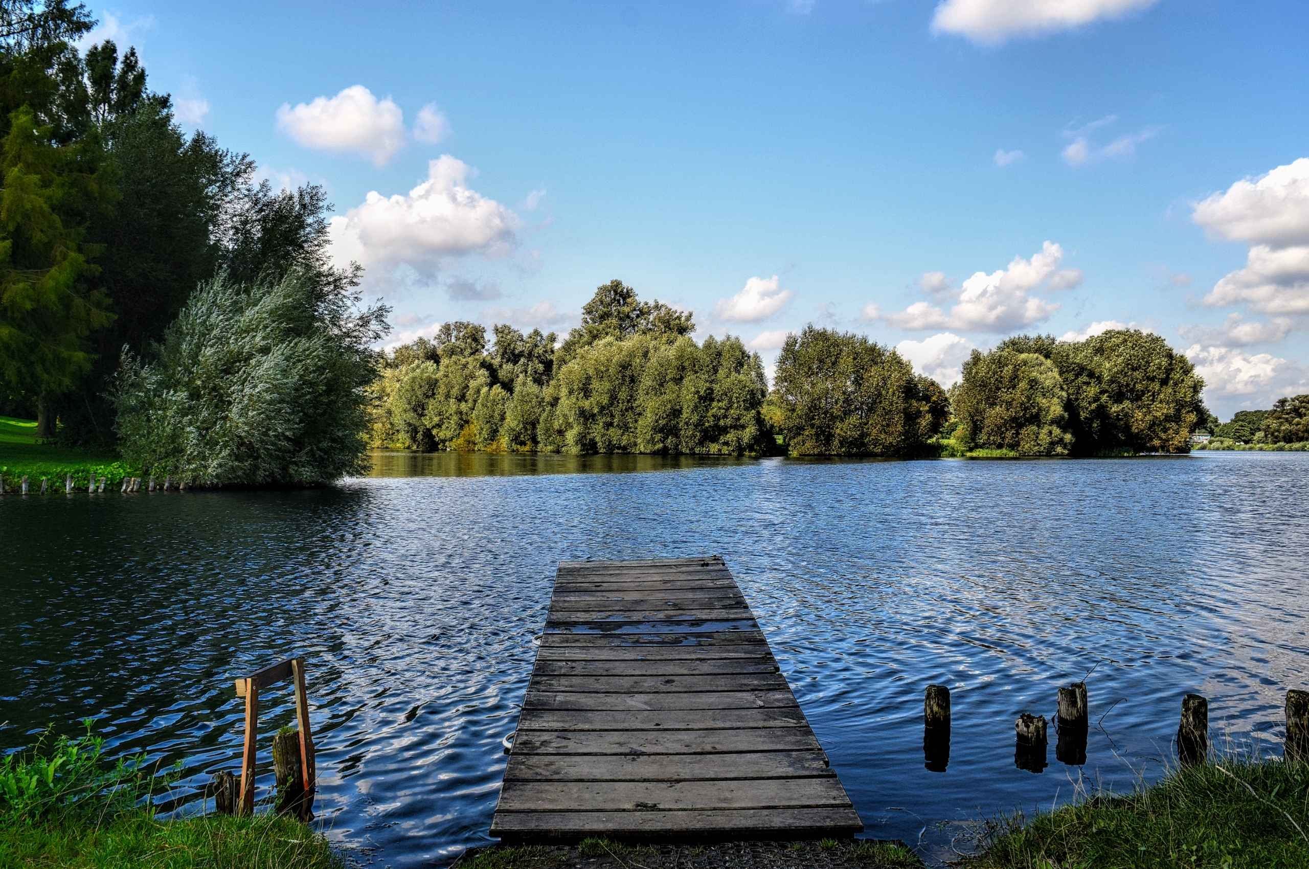 Laghi Briantei: itinerario ad anello tra Pusiano, Alserio e Segrino