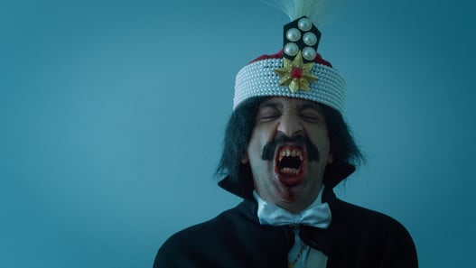 TFF 43 – Dracula: articolo contro l’intelligenza artificiale generativa basata su un film contro l’intelligenza artificiale generativa