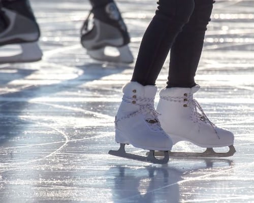 Piste di pattinaggio sul ghiaccio a Salerno 2025 – 2026 dove si trovano, prezzi e informazioni