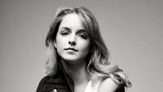 Mckenna Grace sarà Daphne nella serie live action Netflix di Scooby-Doo