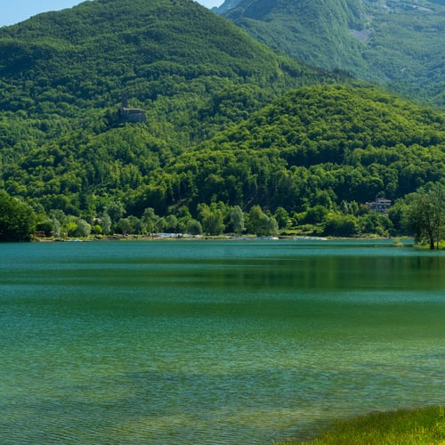 Lago di Gramolazzo: bagno, canoa e campeggio