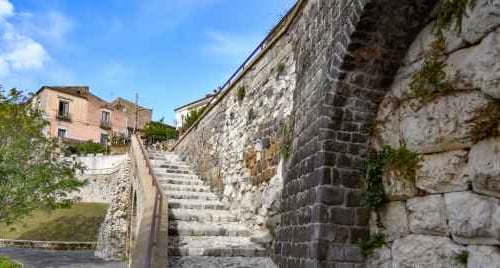 Cosa vedere e cosa fare a Caiazzo in un giorno: l’itinerario completo