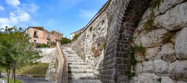 Cosa vedere e cosa fare a Caiazzo in un giorno: l’itinerario completo