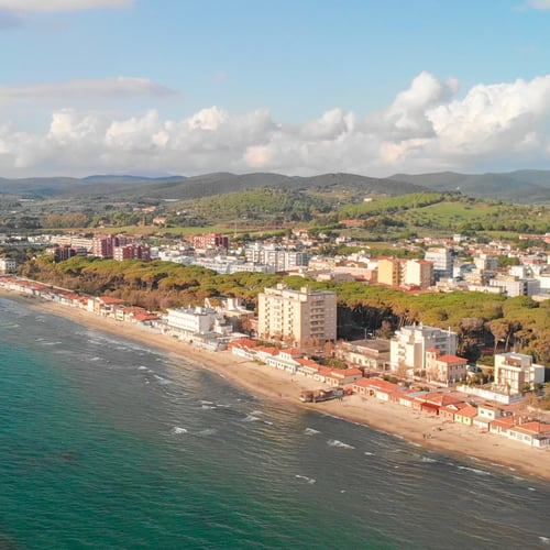 Follonica: cosa vedere, spiagge e cosa fare