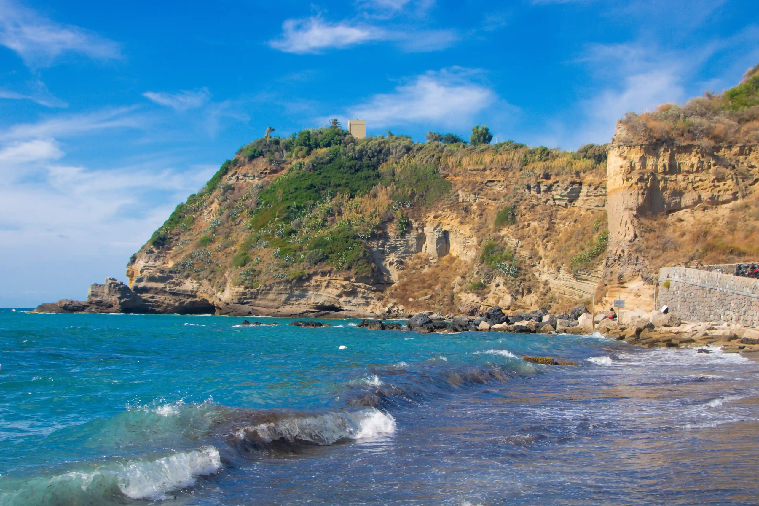 spiaggia-del-postino-procida