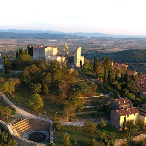 fonte: https://www.comune.campigliamarittima.li.it/