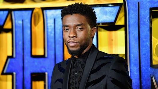 Chadwick Boseman riceverà una stella sulla Hollywood Walk of Fame