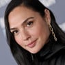 Gal Gadot e Isla Fisher entrano nel cast di "Bitcoin" di Doug Liman con Casey Affleck e Pete Davidson