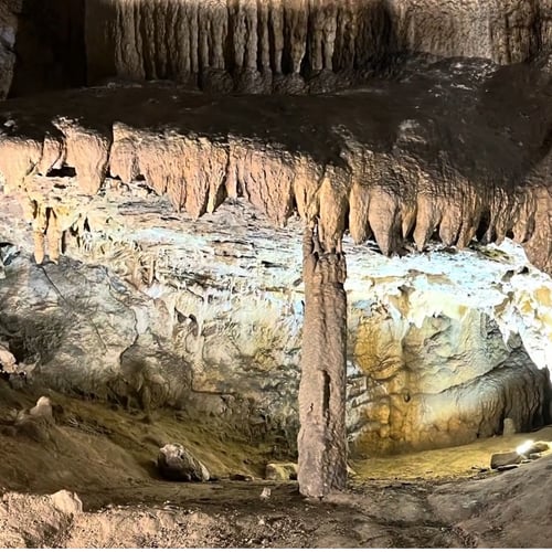 Grotta Antro del Corchia: biglietti e guida alla visita