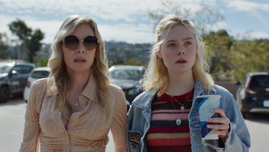 Margo ha problemi di soldi: Apple TV rinnova la serie TV con Elle Fanning per una seconda stagione