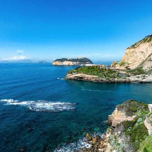 Baia delle Rocce Verdi a Napoli: come arrivare, parcheggio, accessi e cosa sapere
