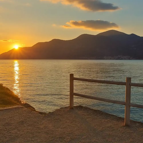 La Spiaggetta di Iseo: una delle spiagge libere pi&ugrave; belle in provincia di Brescia