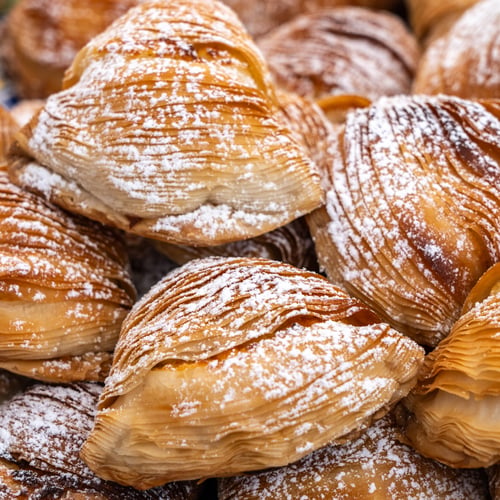 Sfogliatella Napoletana: Storia, Origini E Differenze Riccia Frolla