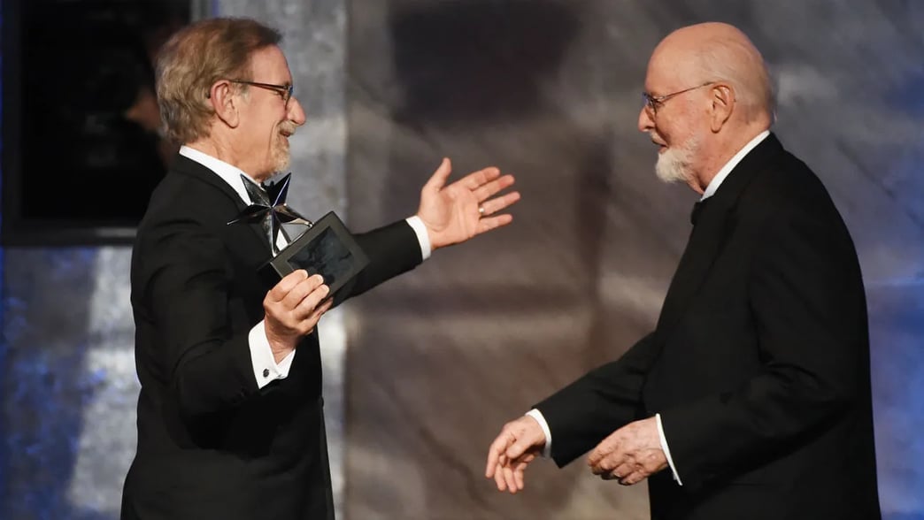 John Williams realizzerà la colonna sonora del film di Steven Spielberg sugli UFO