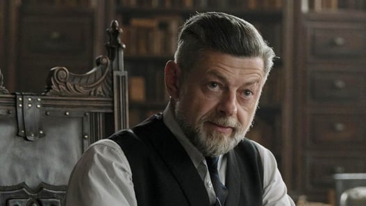Andy Serkis riprenderà il ruolo di Alfred in "The Batman II"
