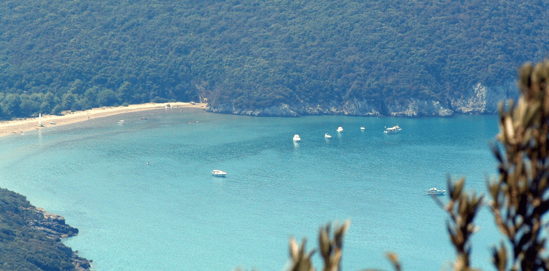 Spiaggia di Cala di Forno: un paradiso selvaggio in Maremma