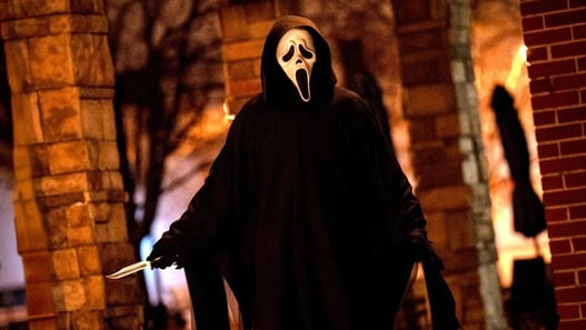 Scream 8: le sorelle Zuckerman al lavoro sulla sceneggiatura del film