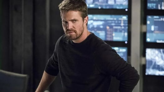 Stephen Amell sarà Hobie nel reboot di "Baywatch" della Fox