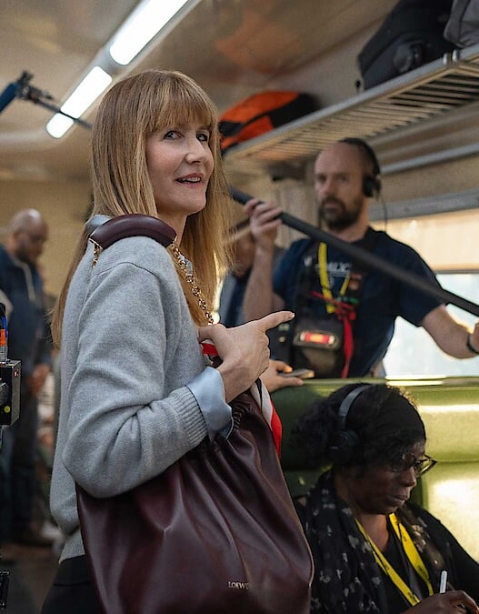 Laura Dern, Simone Ashley, Levon Hawke, Mitra Jouhari e Gabby Windey entrano nel cast di "Peaked" di Molly Gordon