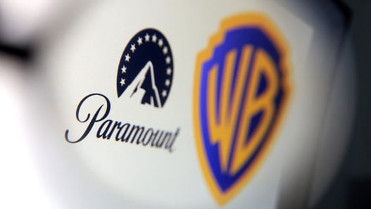 Warner Bros, Netflix rinuncia alla fusione: l'offerta di Paramount è superiore