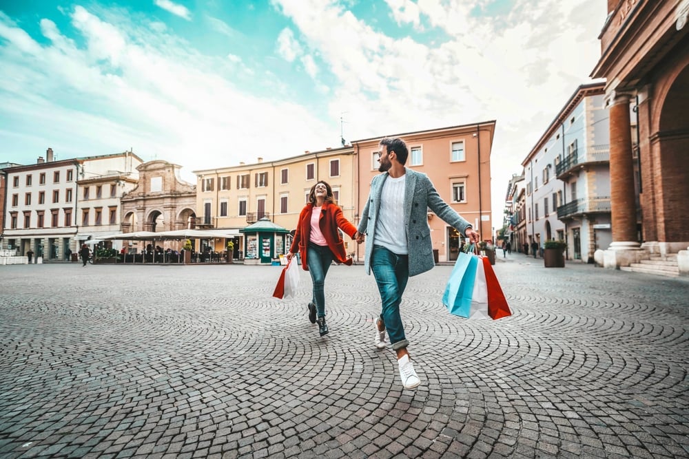 Saldi Invernali Lombardia: Guida Completa per il 2025