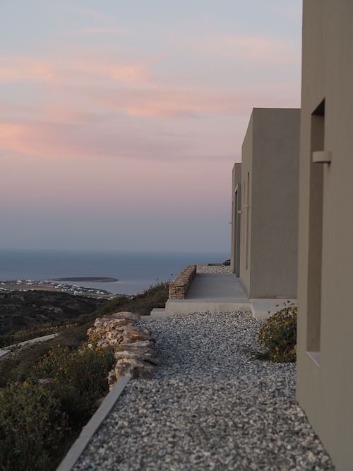 Meet the people behind the place: Moonhouse Paros