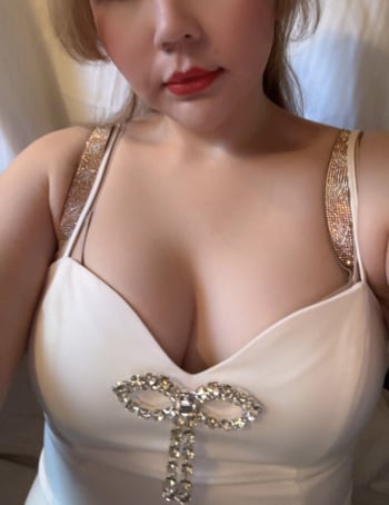 Nazanin at Sheri's Ranch - Photo 3 of 12