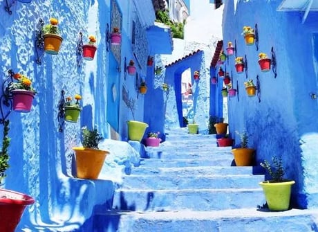 Morocco tour 6 days from Marrakech To Chefchaouen Via Sahara Desert & Fes