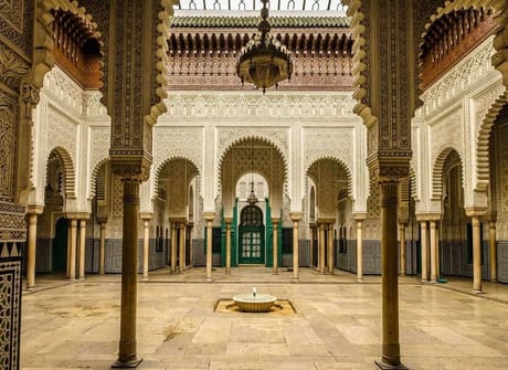 Rabat, Volubilis & Fez Express Tour