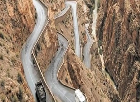 6-Day Private Tour from Marrakech to Tangier: Explore the Desert, Fes, Chefchaouen, and More
