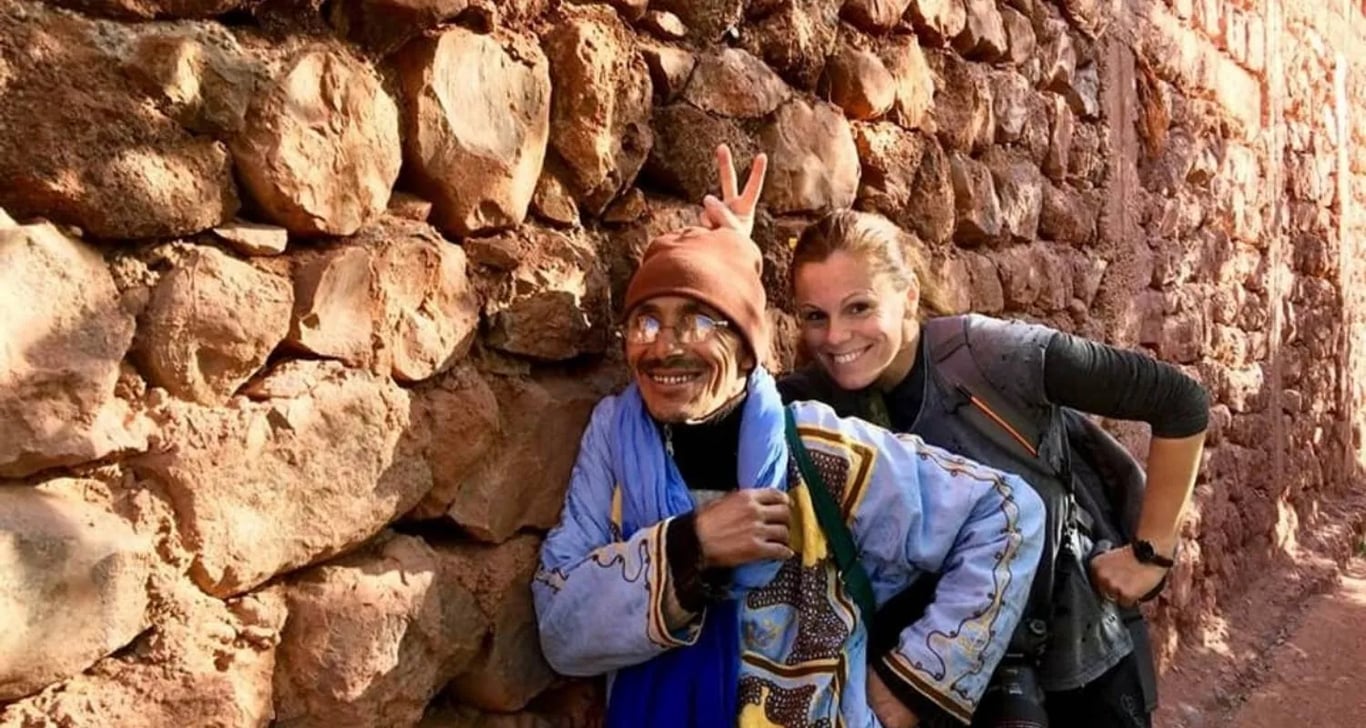 Private Morocco Tour From Casablanca 6-Day Chefchaouen Imperial Cities Desert Tour Camp