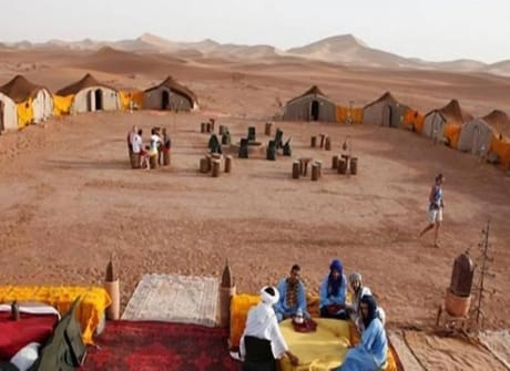 6-Day Private Morocco Tour: Casablanca to Marrakech, Exploring Chefchaouen, Fes, & Sahara