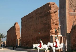 Rabat, Volubilis & Fez Express Tour
