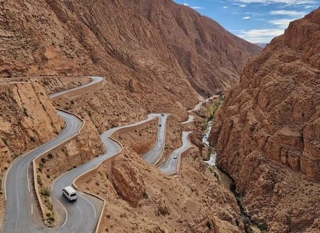 From Fez: 3-Day Desert Tour to Marrakech