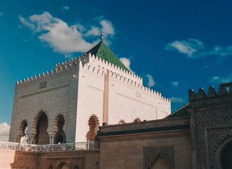 5 Days Tour from Marrakech to Casablanca via Merzouga & Fes