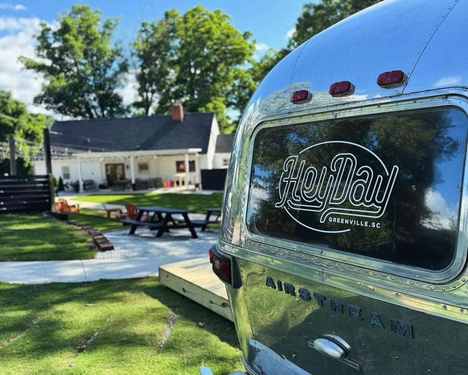 HeyDay Sandwiches and Cocktails Restaurant North Greenville