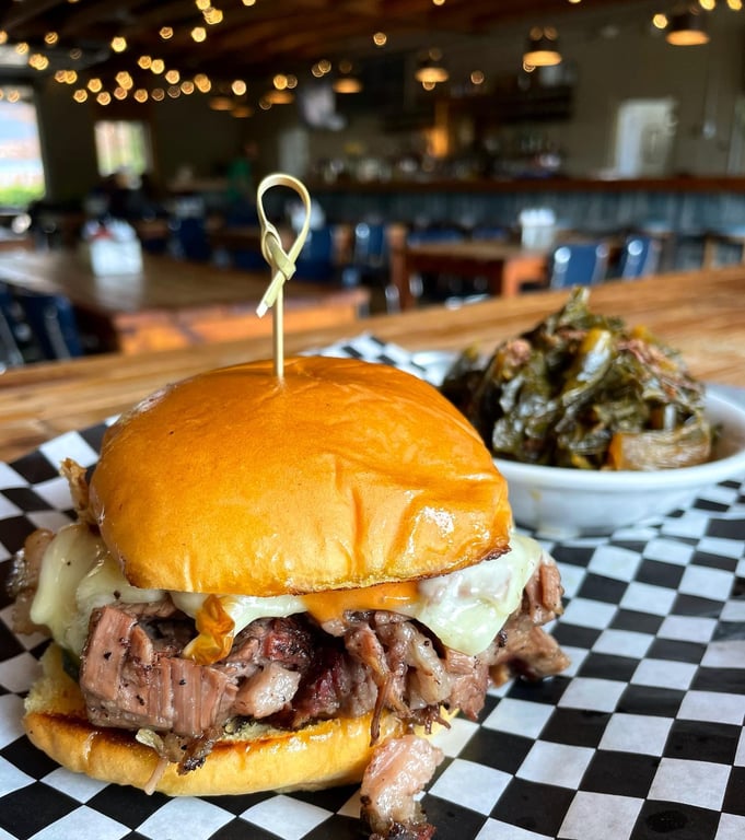 Monkey Wrench Smokehouse Restaurant Travelers Rest