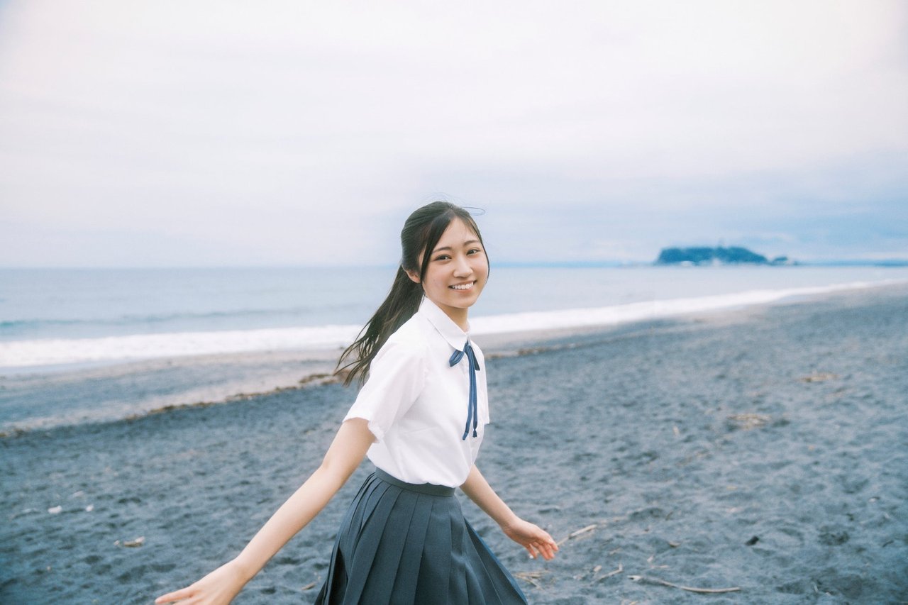 『B.L.T. SUMMER CANDY 2026』(東京ニュース通信社刊)撮影:西村康