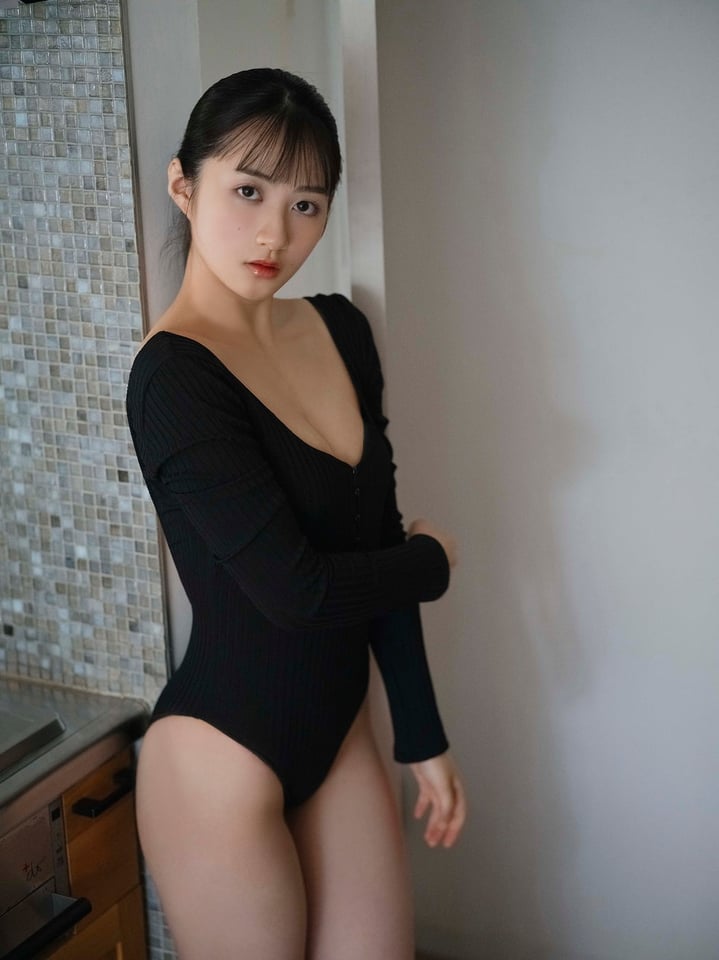【デジタル限定】アップアップガールズ(2)兵頭美波 写真集 『刹那のLuminous』