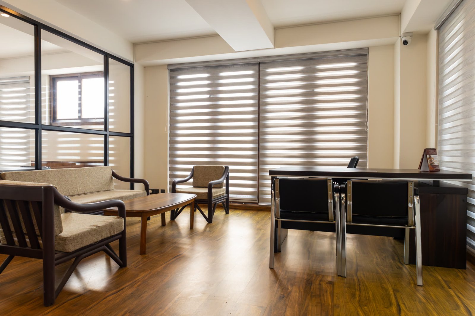Private office inside Global Trade