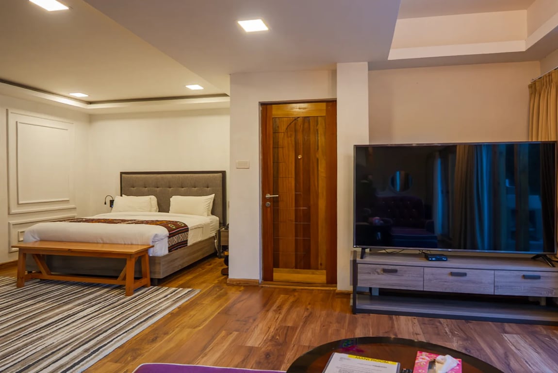 A suite at turndown