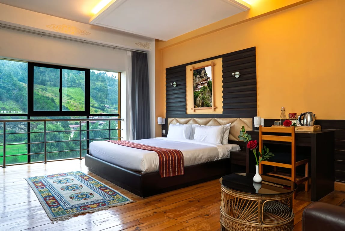 A suite that opens to the valley