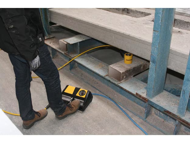 Enerpac XA12G Luftpumpe - Bild 7