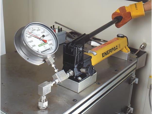 Enerpac T6010L Druckmanometer - Bild 4