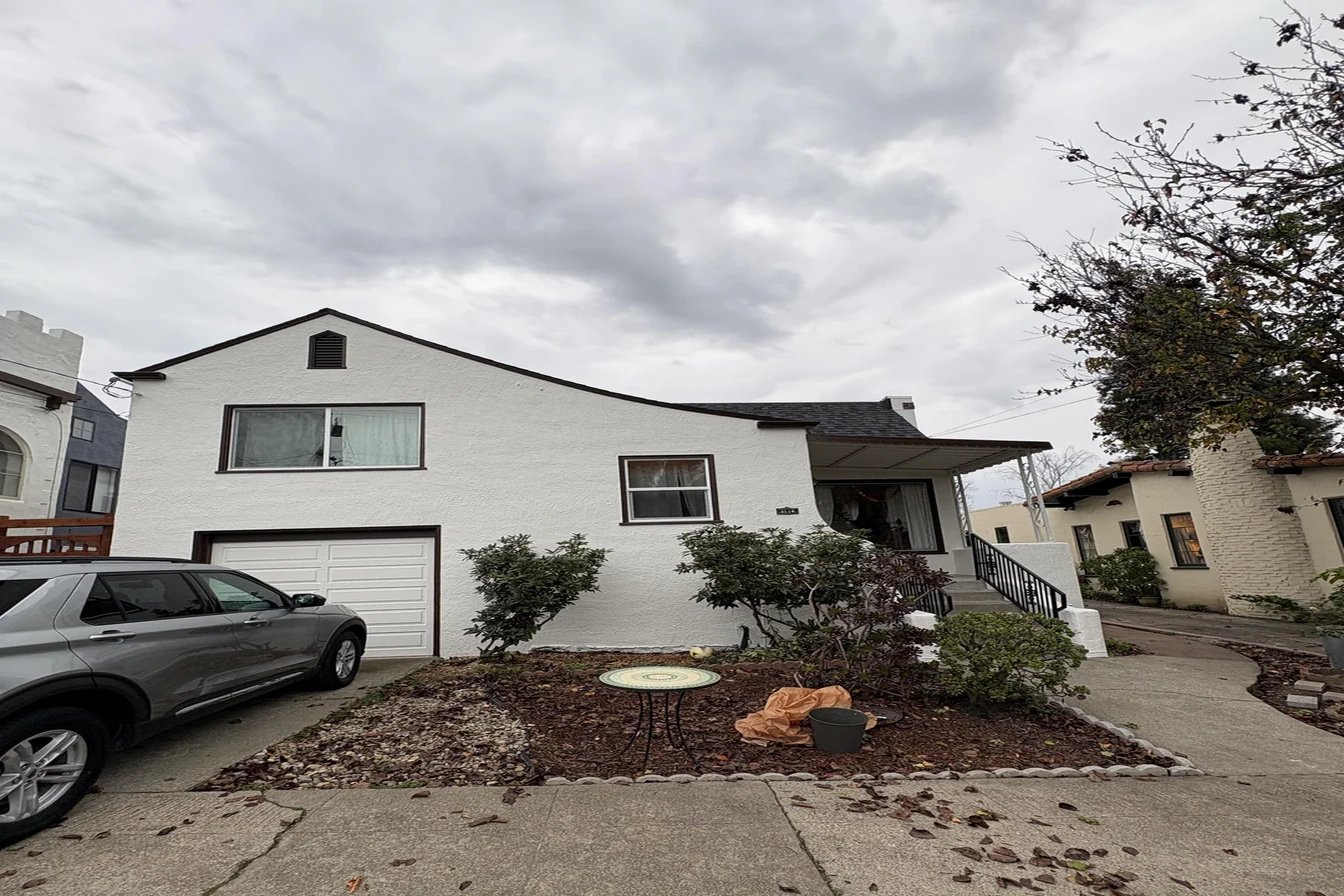 Original: Help Me Landscape This Front Yard