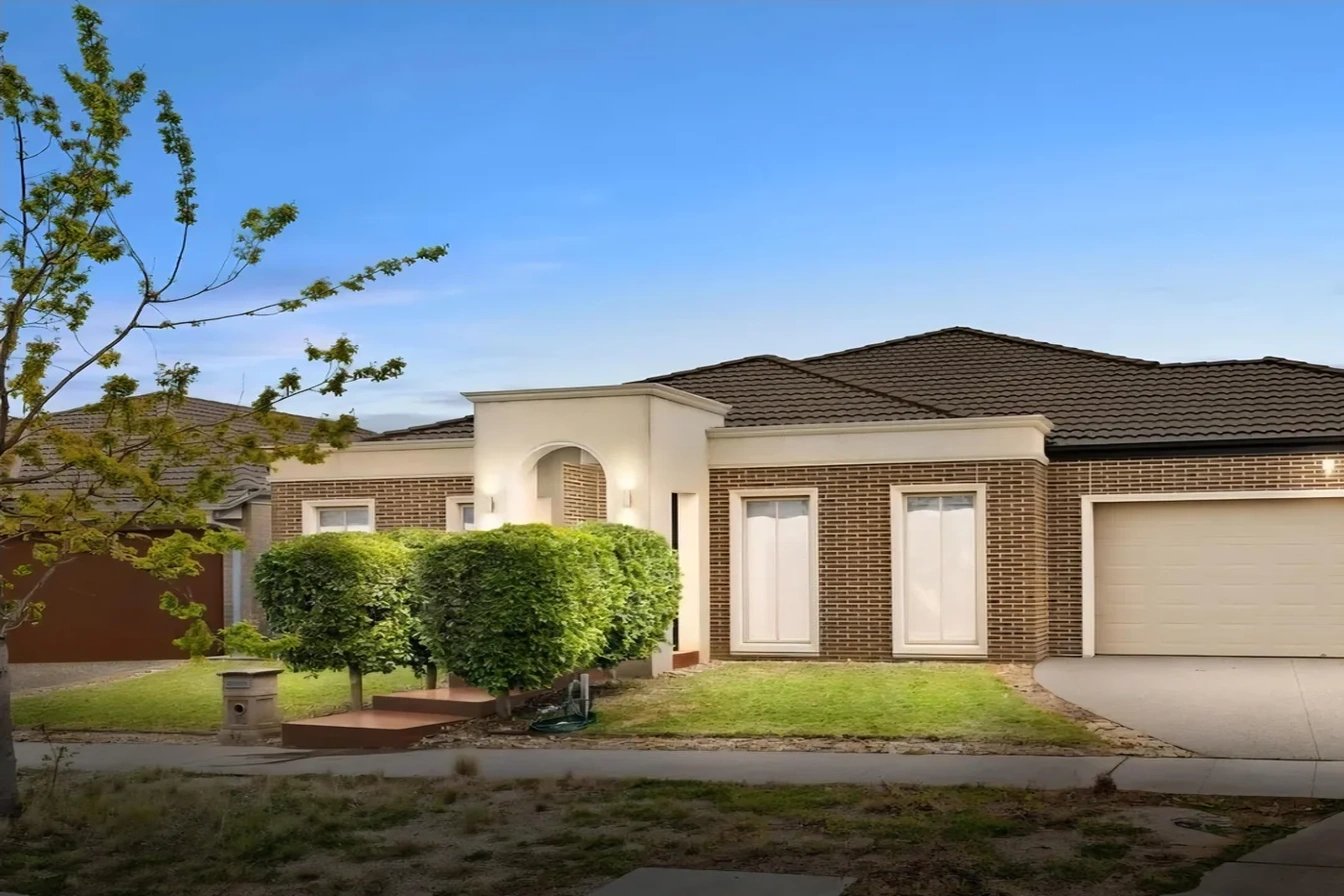 Original: Help Me Redesign My Front Yard