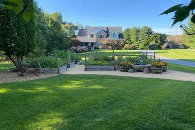 What To Do With My Front Yard transformed to Rustic Farmhouse style