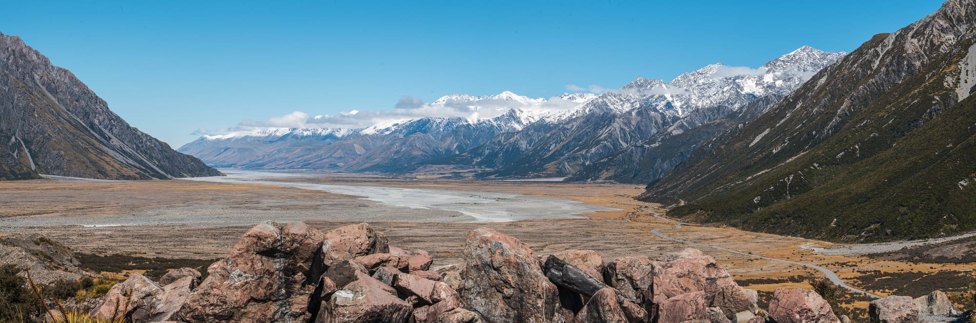 Aoraki Mount Cook National Park viewed from the border of Tasman Lake, New Zealand